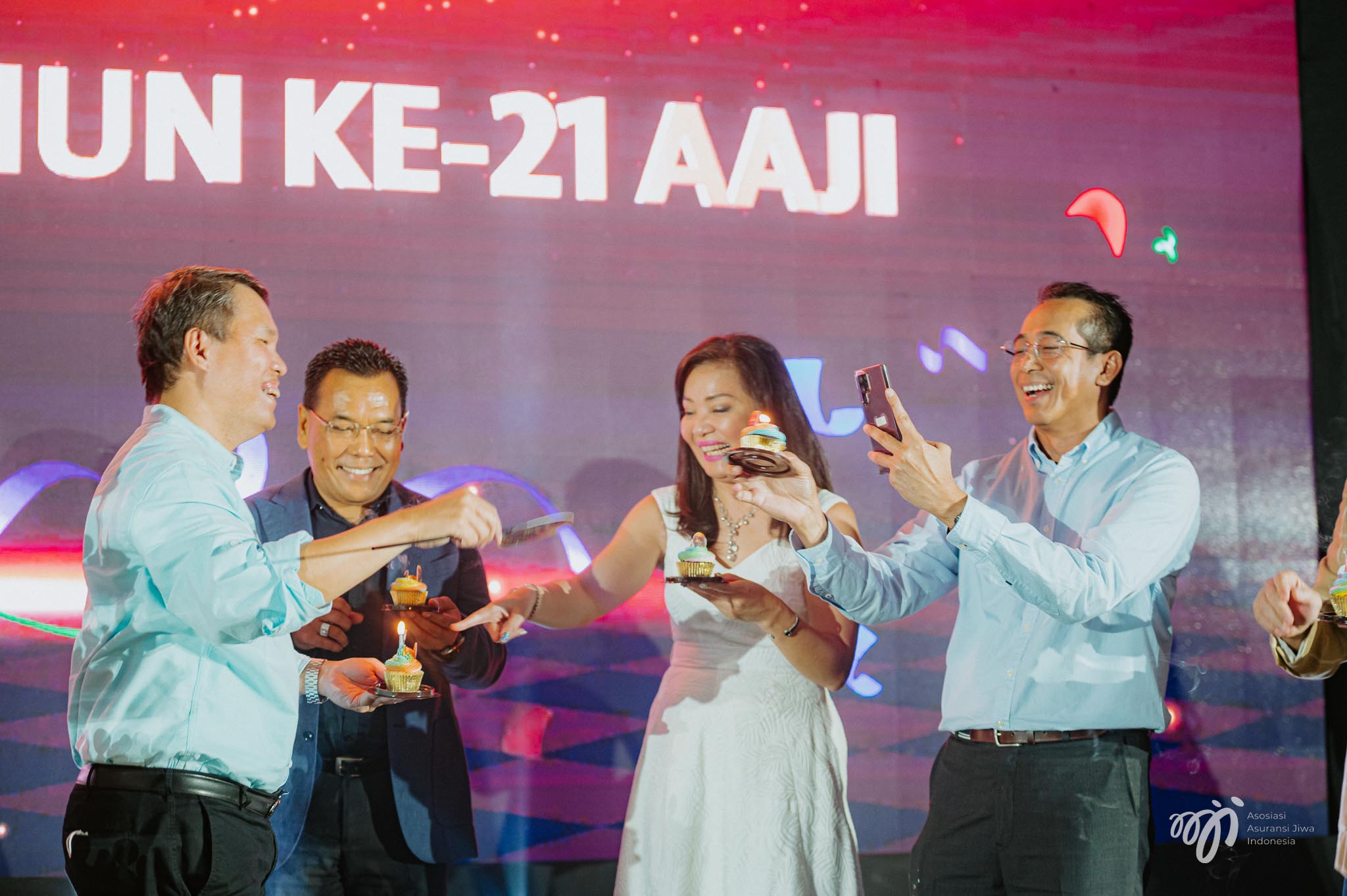 HUT 21 AAJI Celebrating Life